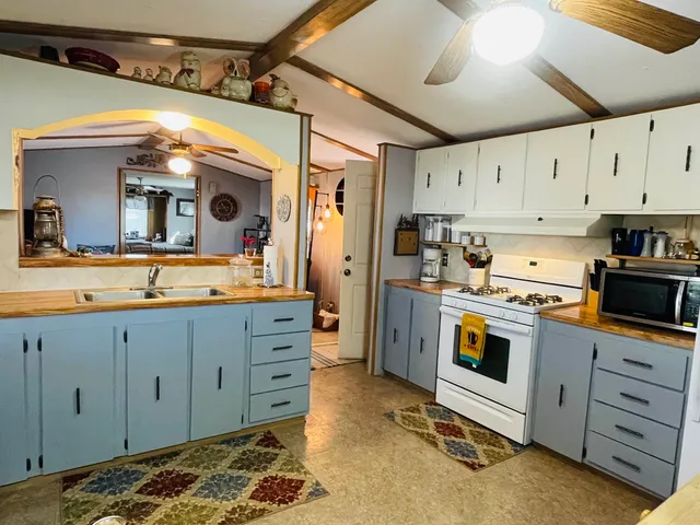 $130,000 | 2157 Schlotthauer, Marion, KS 66861