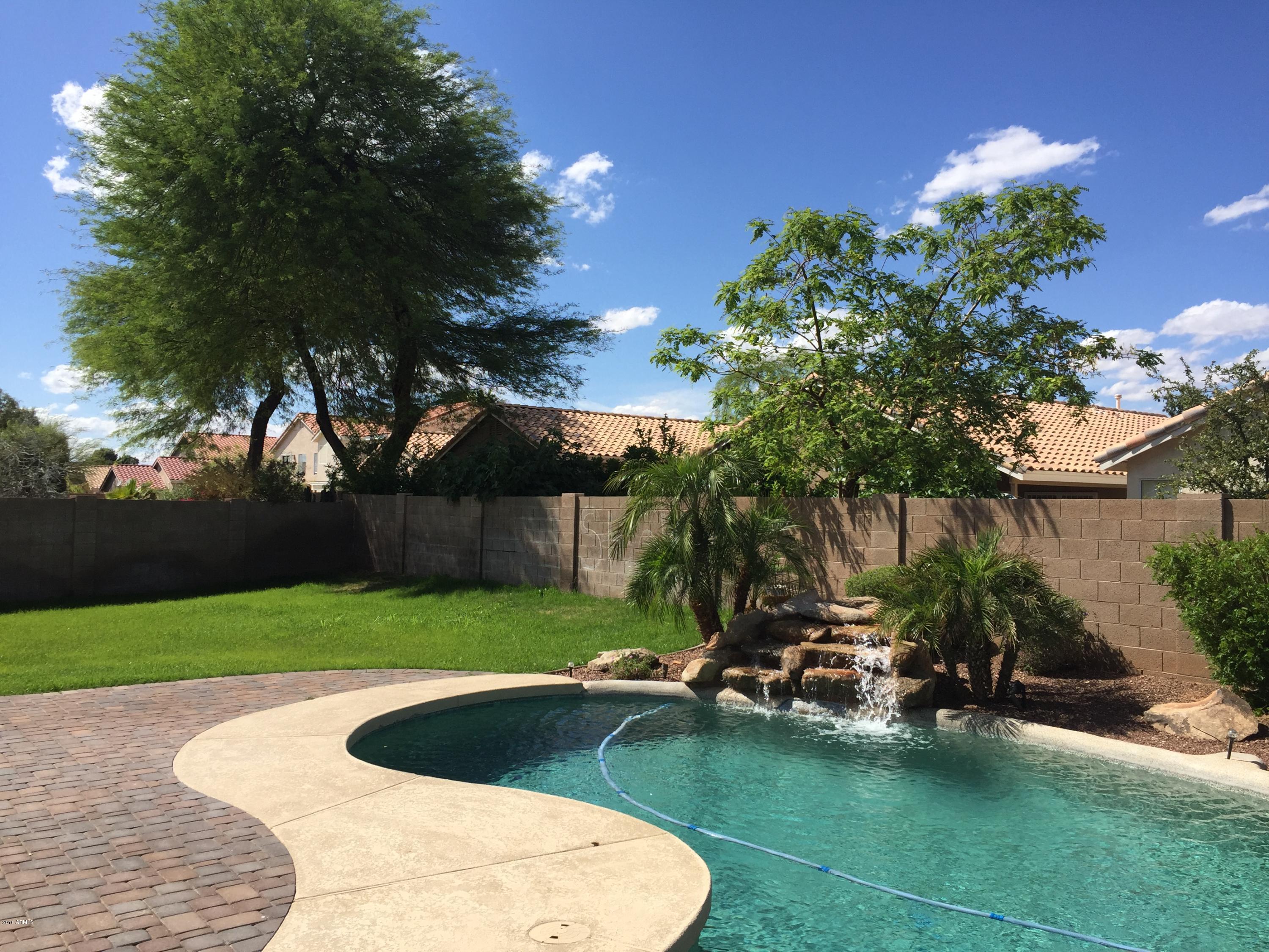 4122 West Wethersfield Road Phoenix, AZ 85029 - Photo 2 of 23 IMG_2062