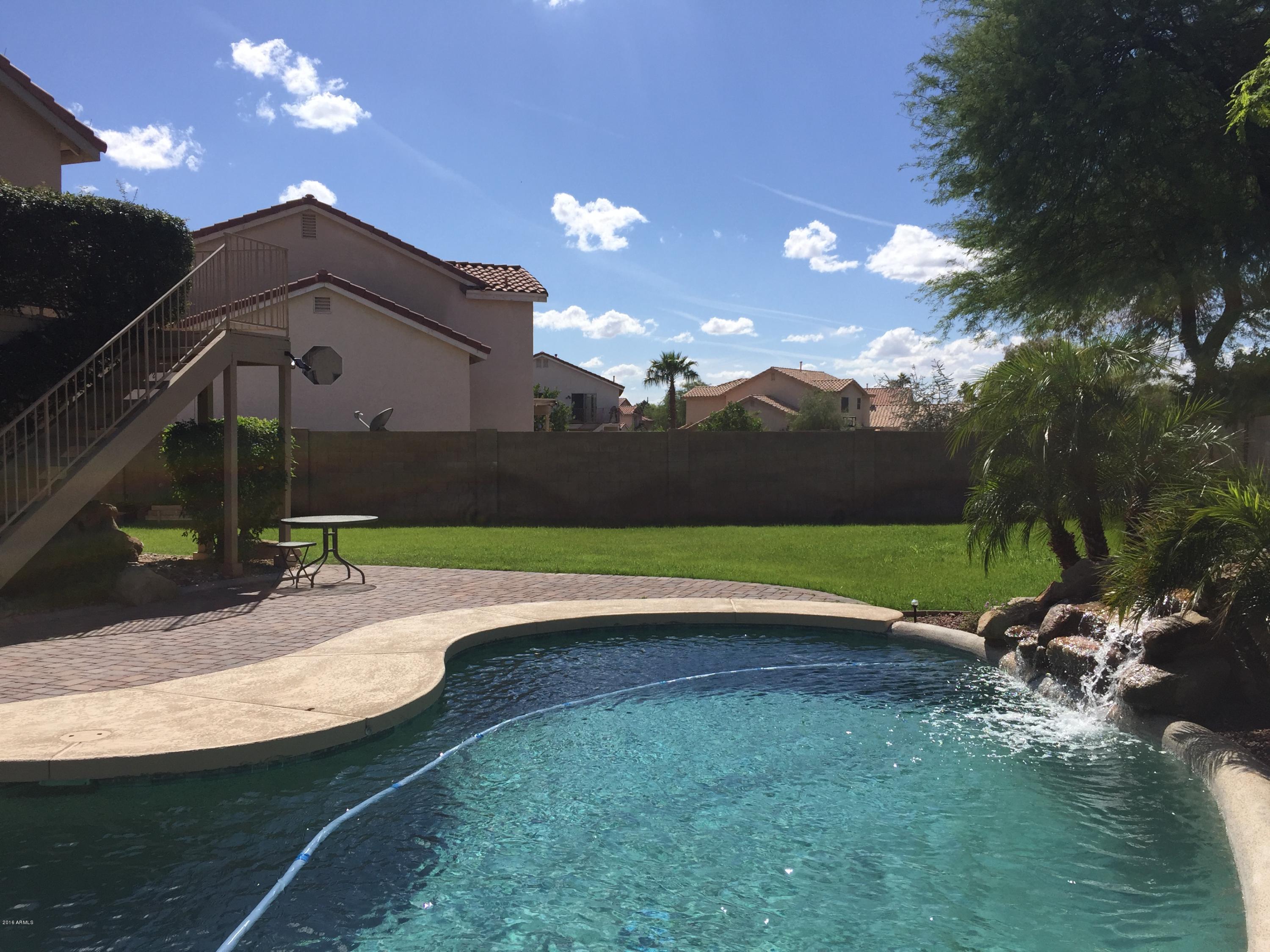 4122 West Wethersfield Road Phoenix, AZ 85029 - Photo 3 of 23 IMG_2064