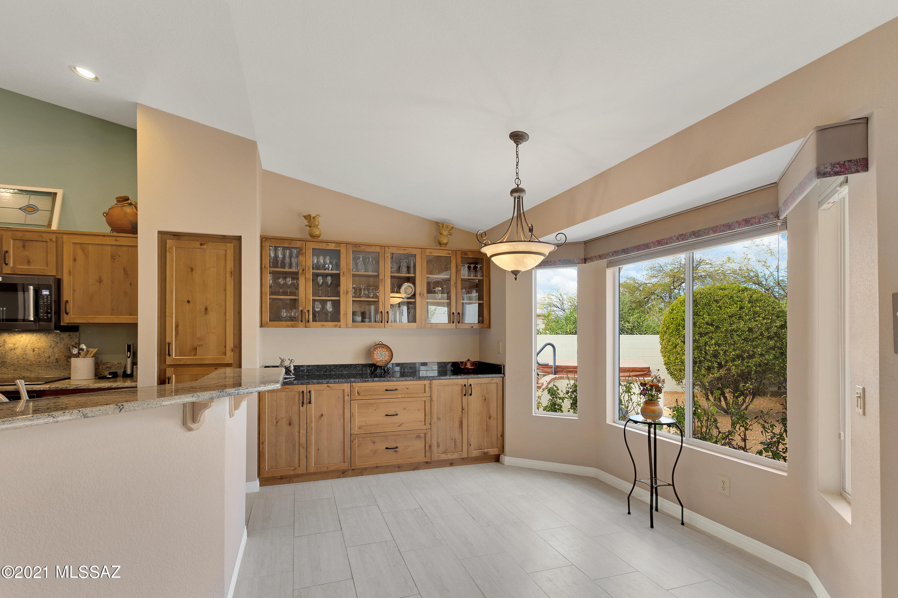 38120 South Stone Ridge Court Tucson, AZ 85739 - Photo 3 of 27