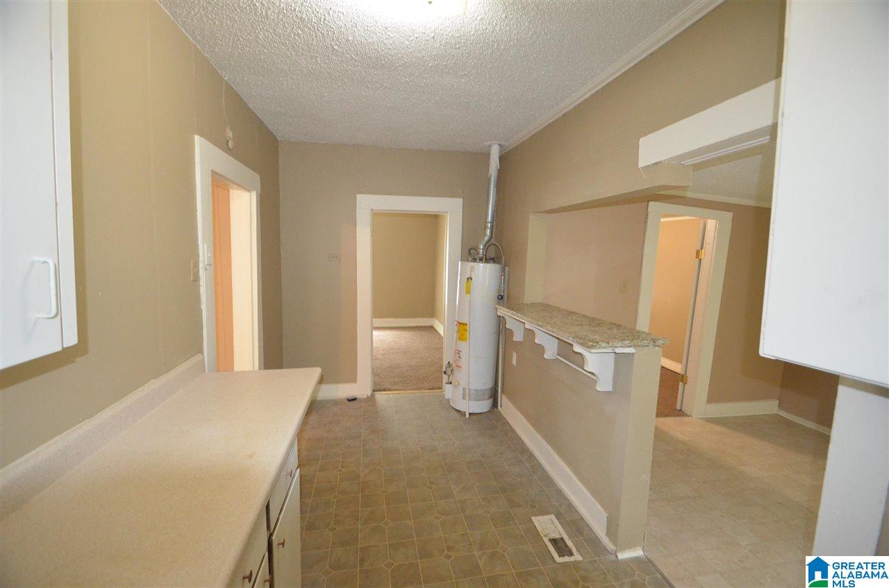 709 30th Street Southwest Birmingham, AL 35211 - Photo 12 of 21