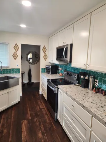 $499,999 | 2006 Norman Way, Modesto, CA 95350