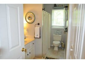 202 Sally Ford Road Jonesborough, TN 37659 - Photo 13 of 22 Master Bath