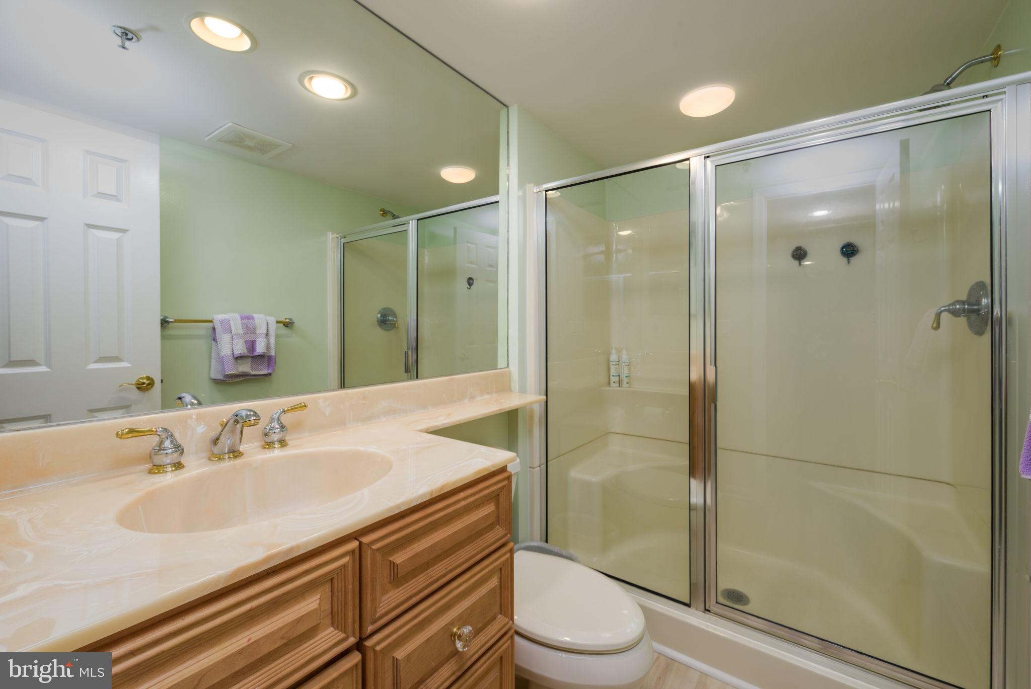 409 Georgetowne House Road Bethany Beach, DE 19930 - Photo 14 of 27 Hall bath