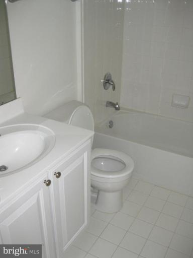 9308 Summit View Way, Unit 9308 Perry Hall, MD 21128 - Photo 17 of 30 Full Bath #2