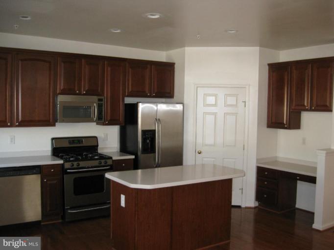 9308 Summit View Way, Unit 9308 Perry Hall, MD 21128 - Photo 23 of 30 Kitchen