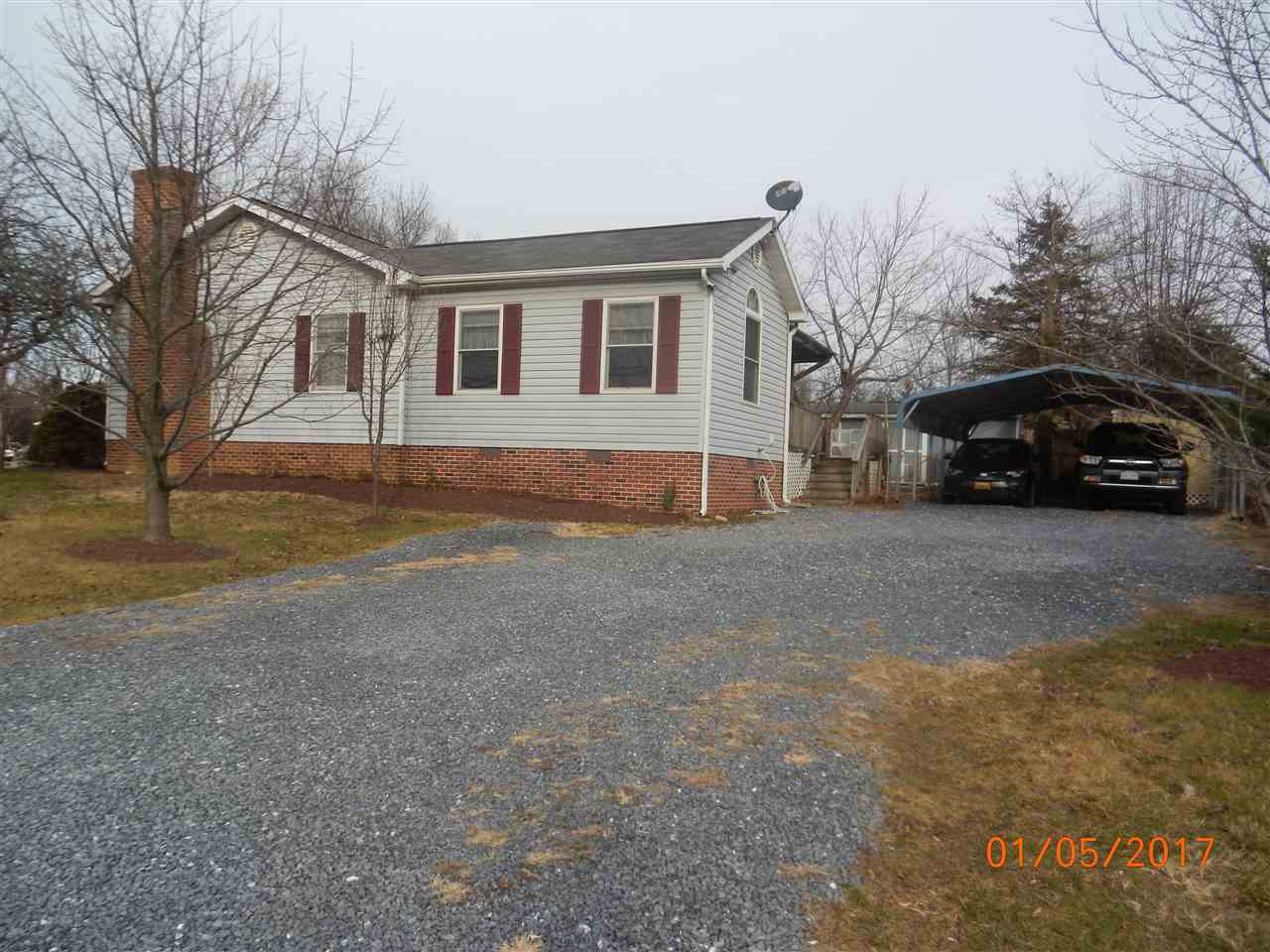 1004 Rockingham Drive Harrisonburg, VA 22802 - Photo 4 of 48 Gallery Image 4