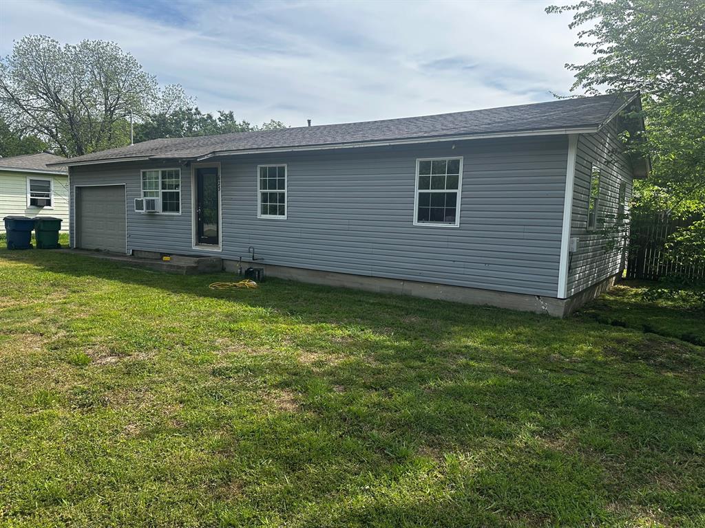 623 Grayson Street Pottsboro, TX 75076 - Photo 2 of 5