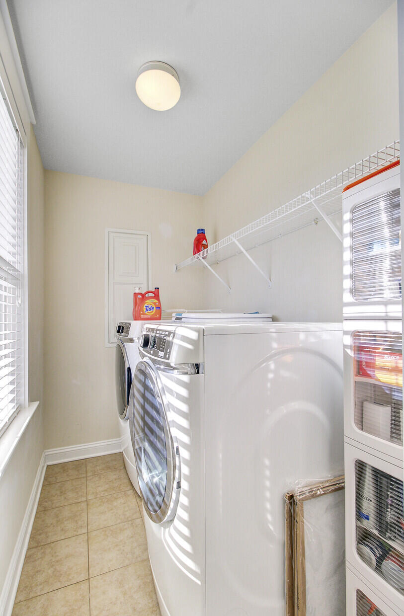 303 Megan's Bay Lane Wando, SC 29492 - Photo 23 of 32 43_43_mls