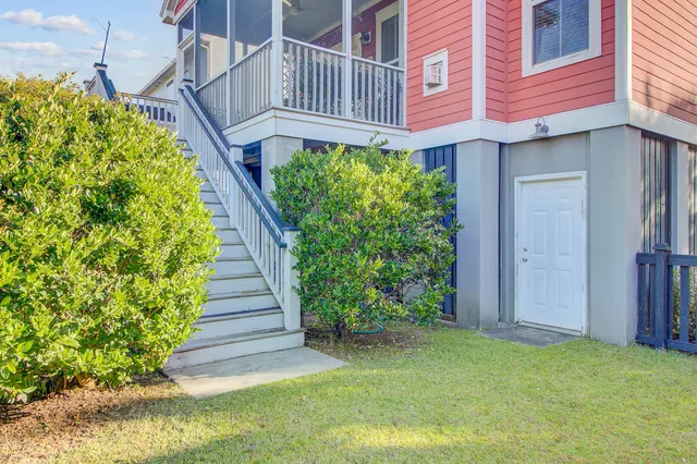 $820,000 | 303 Megan's Bay Lane, Wando, SC 29492