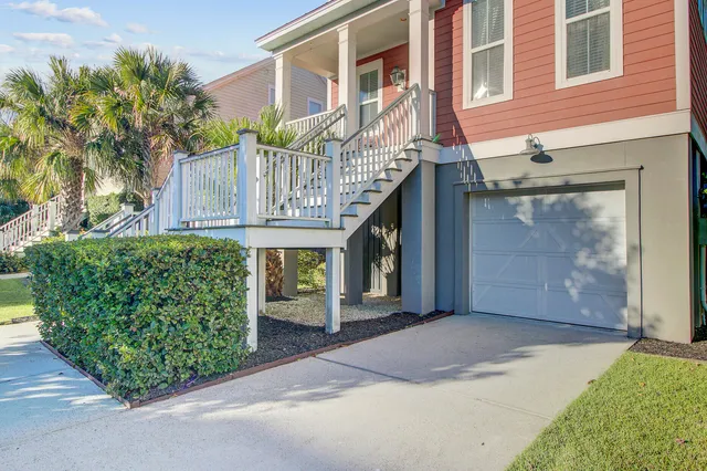 $820,000 | 303 Megan's Bay Lane, Wando, SC 29492