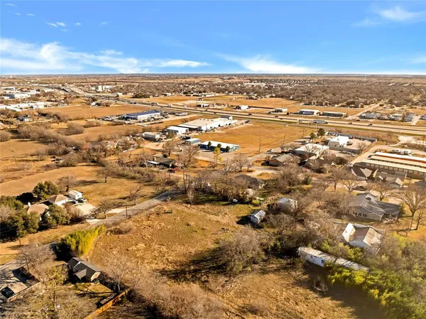 $400,000 | 701 Keaton Road, Sanger, TX 76266