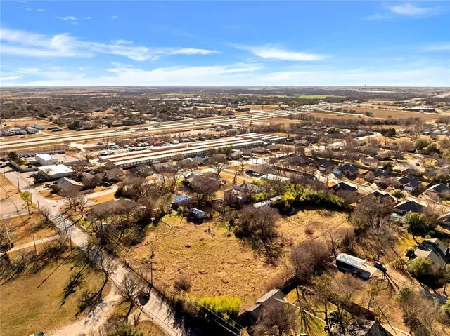 $450,000 | 701 Keaton Road, Sanger, TX 76266