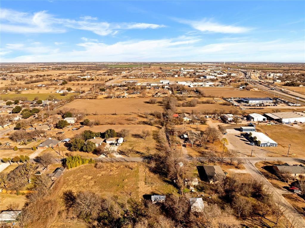 701 Keaton Road Sanger, TX 76266 - Photo 10 of 17