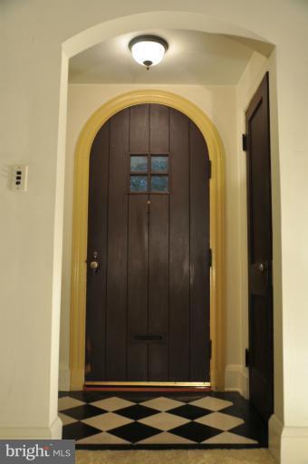 719 Dunkirk Road Baltimore, MD 21212 - Photo 4 of 26 Interior (General)