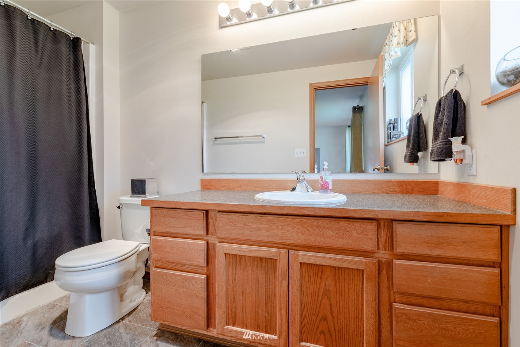 11318 Vail Road Southeast Yelm, WA 98597 - Photo 13 of 30 Gallery Image 13