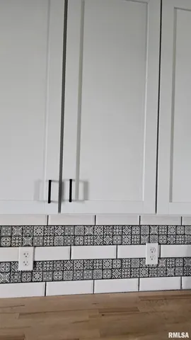 $162,000 | 800 South Main Street, Jacksonville, IL 62650