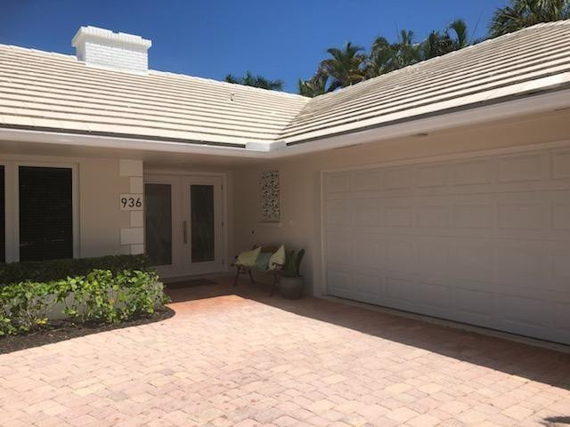 936 Hickory Terrace Boca Raton, FL 33486 - Photo 2 of 7 a view of a terrace patio
