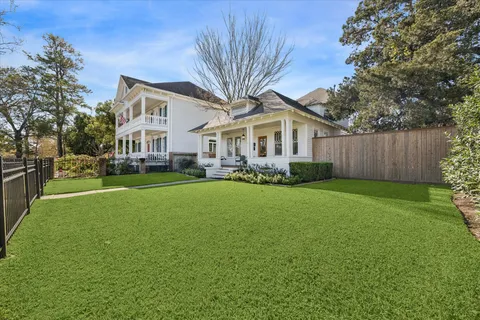 $999,990 | 1847 Cortlandt Street, Houston, TX 77008