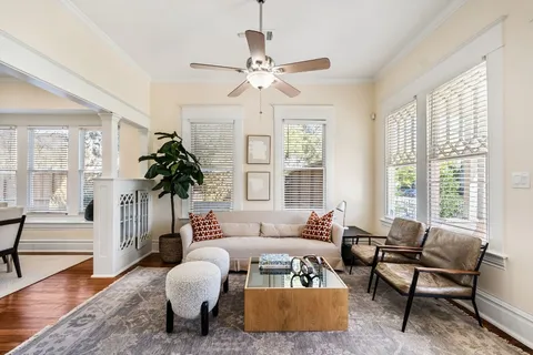 $999,990 | 1847 Cortlandt Street, Houston, TX 77008