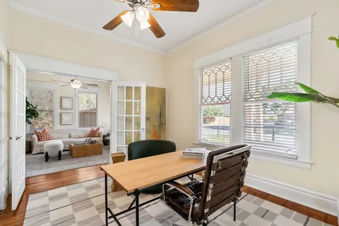 $999,990 | 1847 Cortlandt Street, Houston, TX 77008