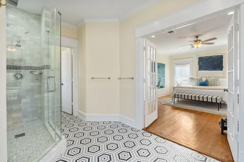 $999,990 | 1847 Cortlandt Street, Houston, TX 77008