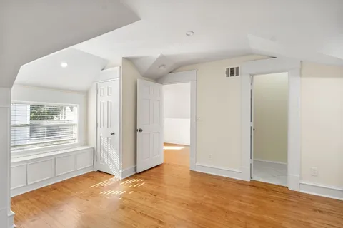 $999,990 | 1847 Cortlandt Street, Houston, TX 77008