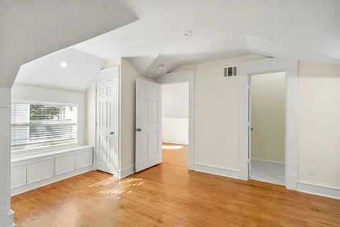 $999,990 | 1847 Cortlandt Street, Houston, TX 77008