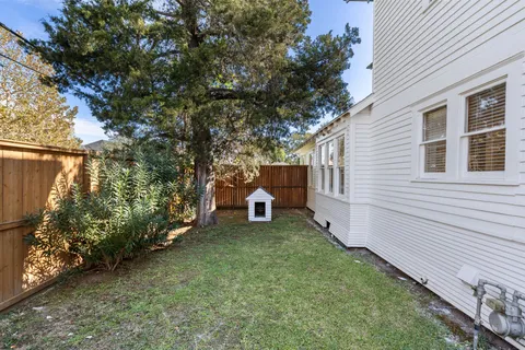 $999,990 | 1847 Cortlandt Street, Houston, TX 77008