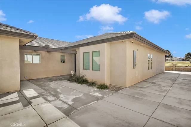 a view of backyard of house