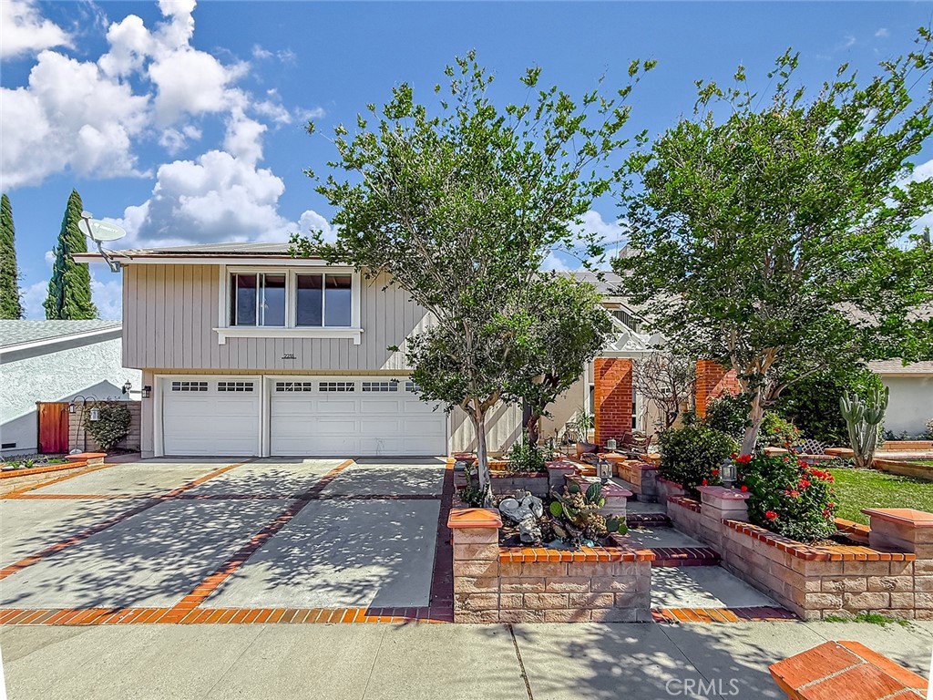 2235 Burnside Street Simi Valley, CA 93065 - Photo 2 of 71