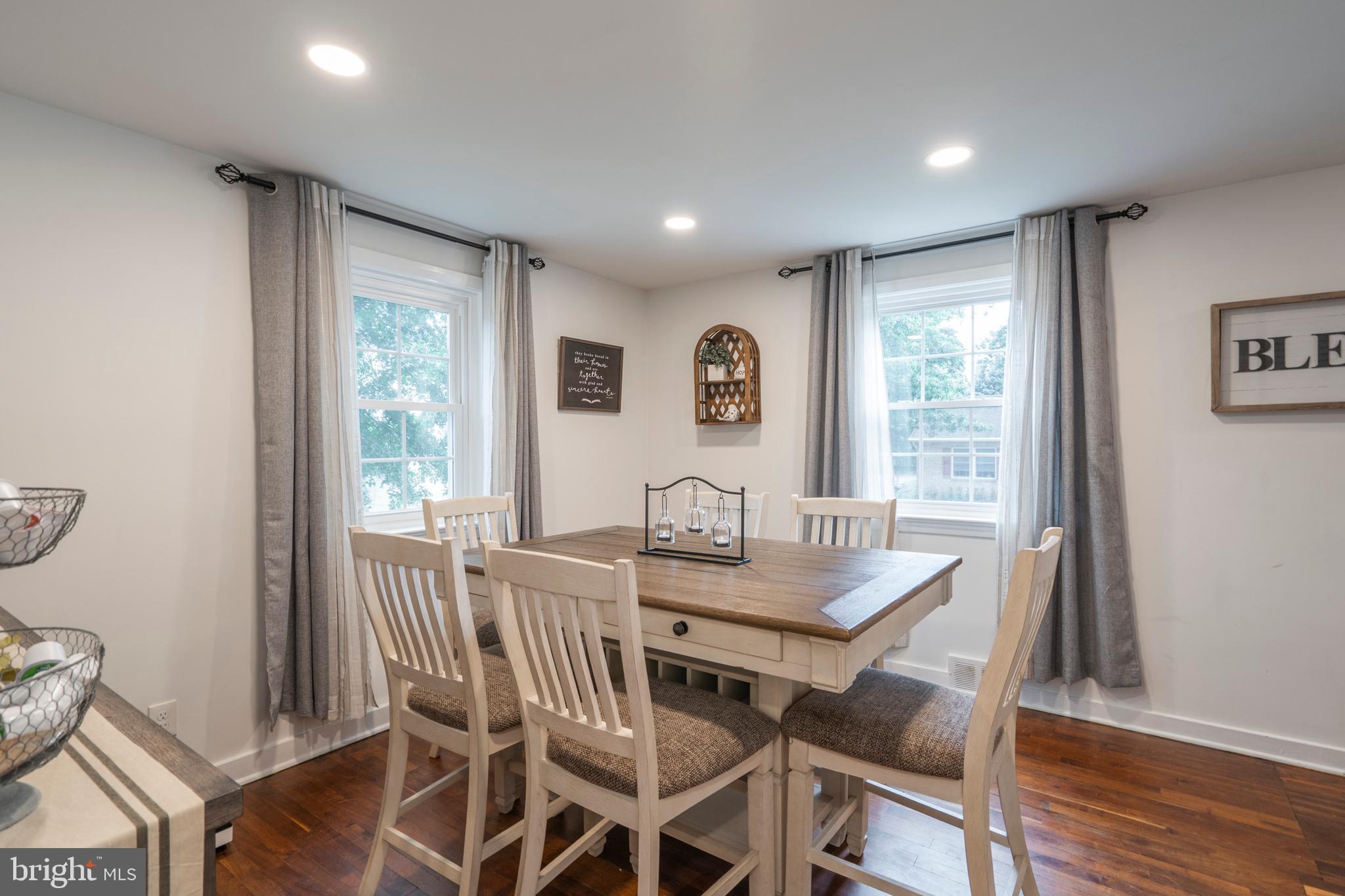 27 Winding Road Pottstown, PA 19464 - Photo 5 of 37 Gallery Image 5