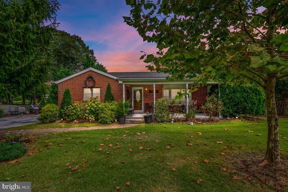 1210 Meadow View Road Pasadena, MD 21122 - Photo 2 of 38