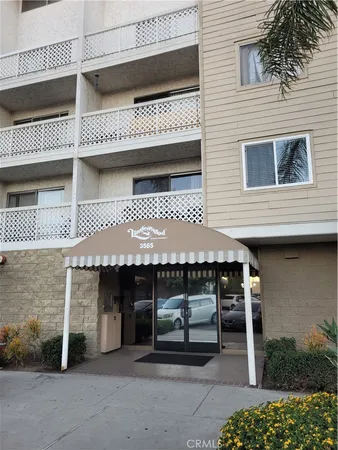 $2,149 | 3565 Linden Avenue, Long Beach, CA 90807