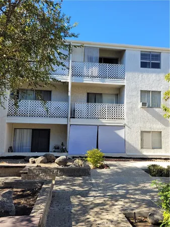 $2,149 | 3565 Linden Avenue, Long Beach, CA 90807