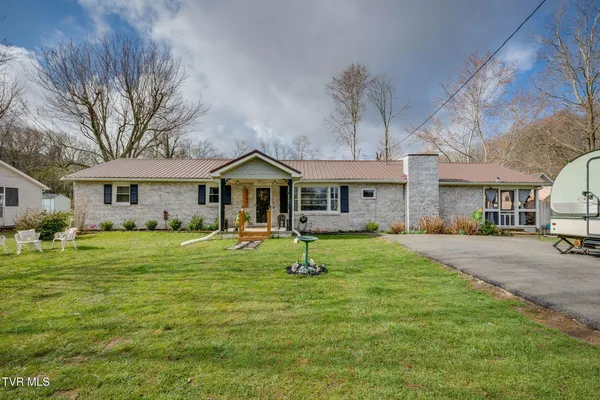 $362,500 | 2104 Miller Lane, Johnson City, TN 37604
