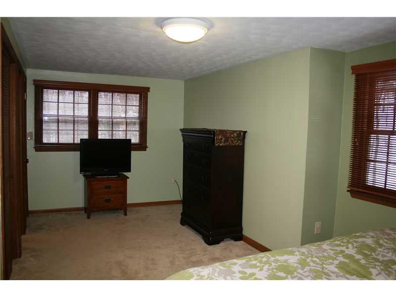 5818 Valencia Road Gibsonia, PA 15044 - Photo 11 of 25 Master Bedroom.