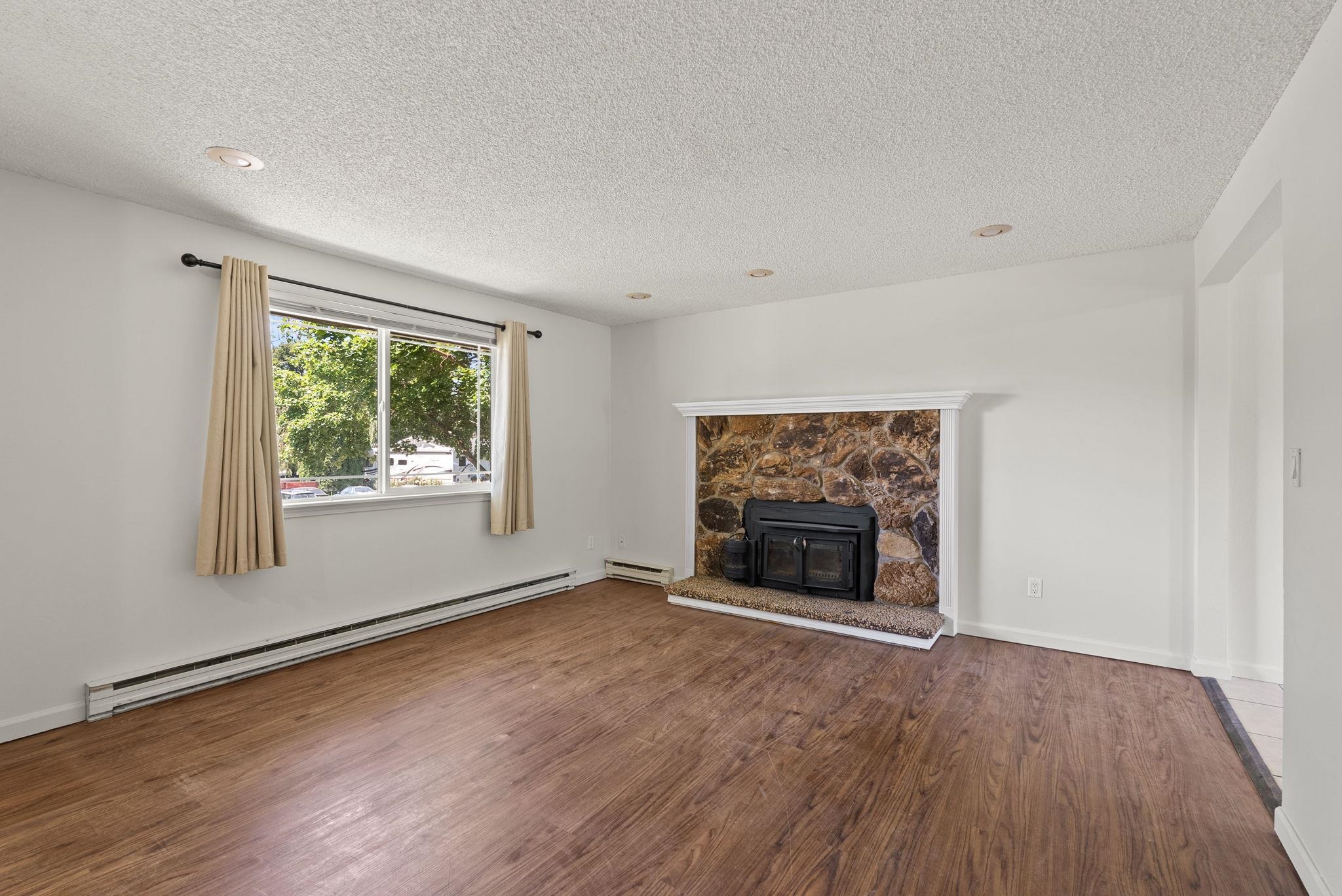 7906 North Dakota Street Spokane, WA 99208 - Photo 3 of 26