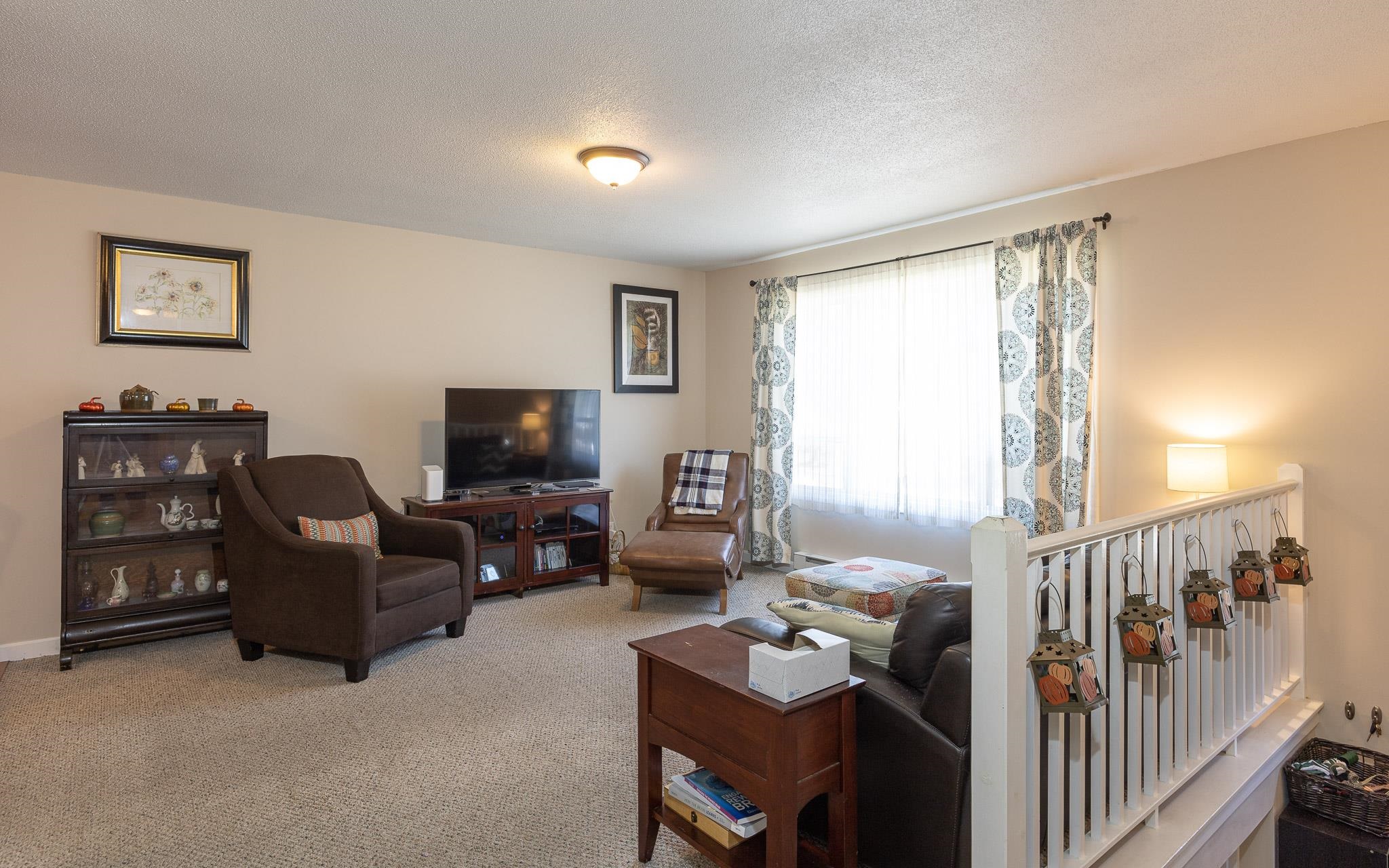 38 Maplewood Circle Walpole, NH 03608 - Photo 5 of 23 Gallery Image 5