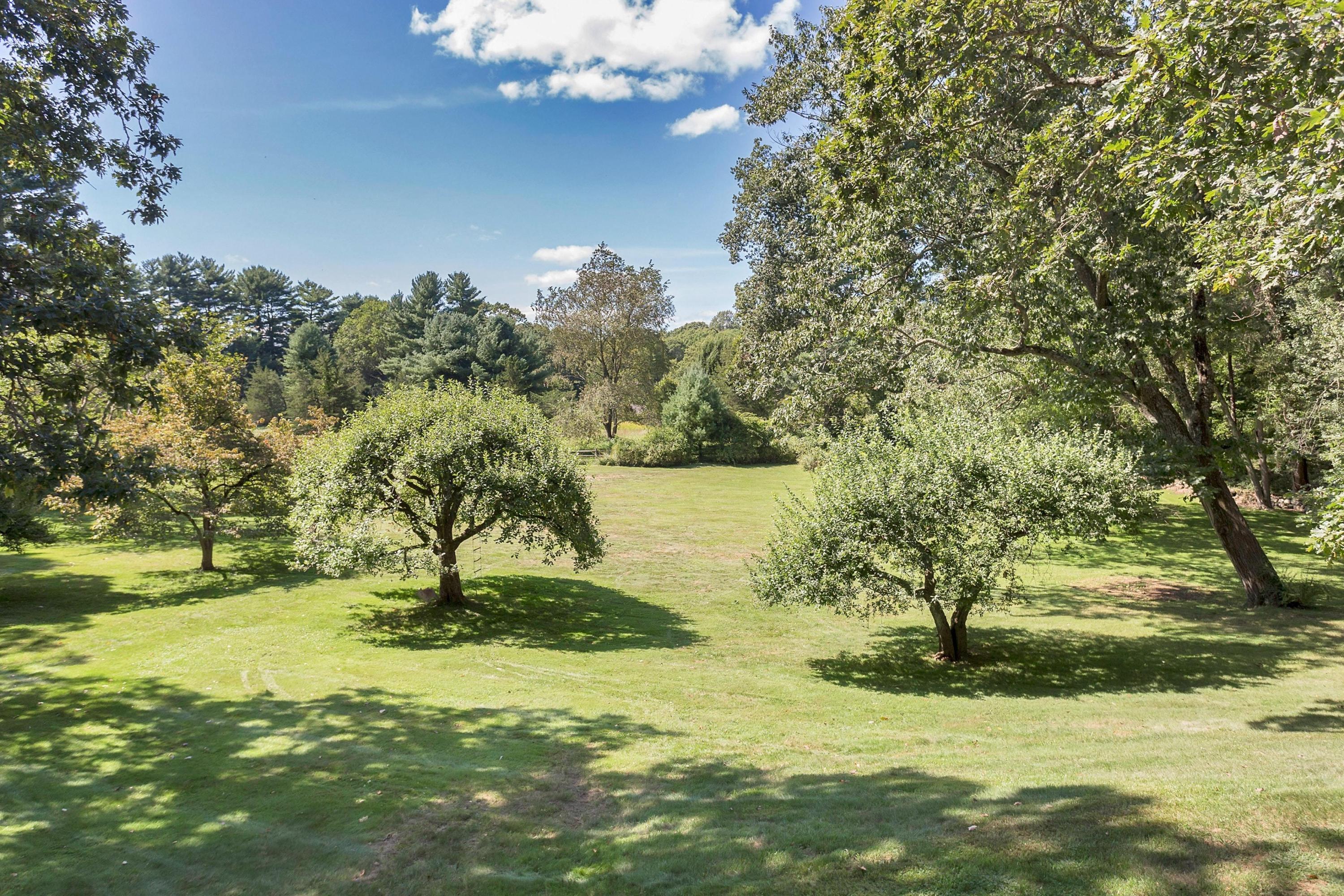 740 West Road New Canaan, CT 06840 - Photo 33 of 38 170225445-32