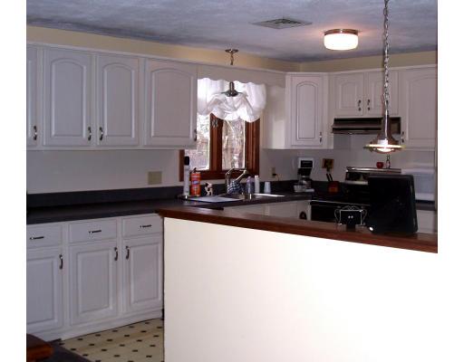 8 Ferguson Road Wilmington, MA 01887 - Photo 3 of 11 Gallery Image 3