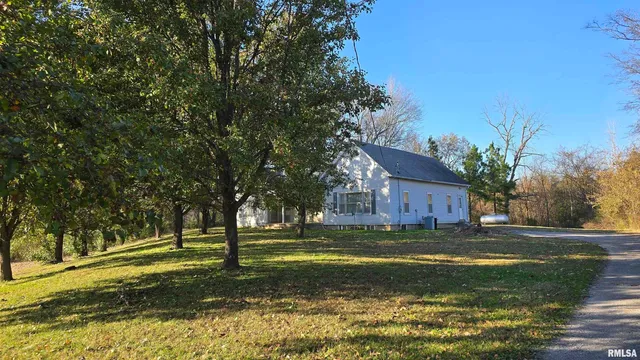 650 Old Rte 146 Loop, Vienna, IL 62995