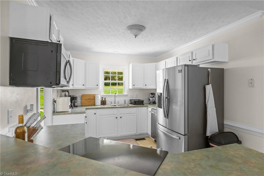 1125 Woodbury Road King, NC 27021 - Photo 14 of 50