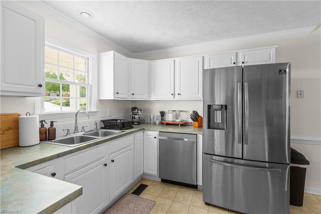 1125 Woodbury Road King, NC 27021 - Photo 16 of 50