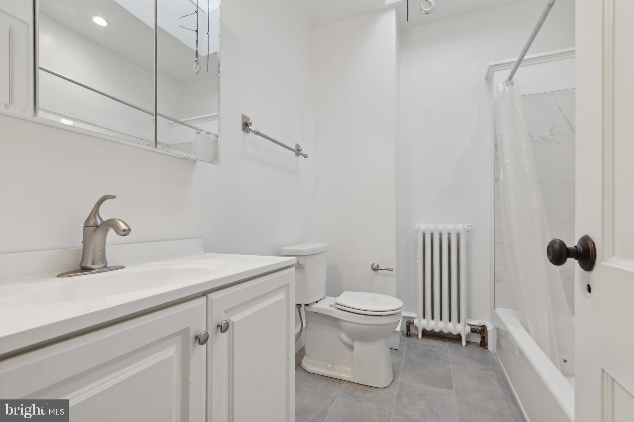 79 North State Road Upper Darby, PA 19082 - Photo 10 of 15 Full Bath