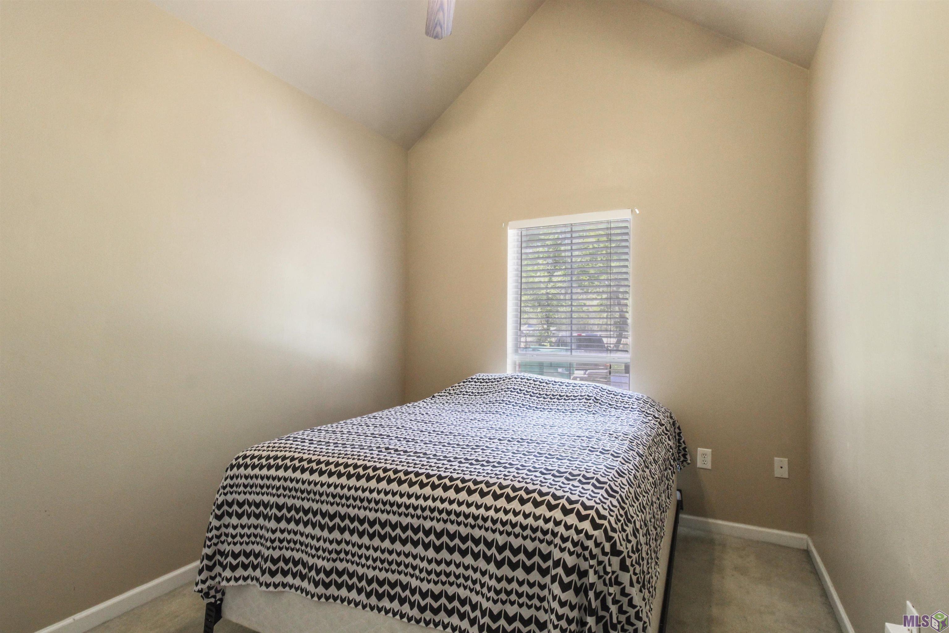 9464 Springfield Road Denham Springs, LA 70706 - Photo 15 of 26