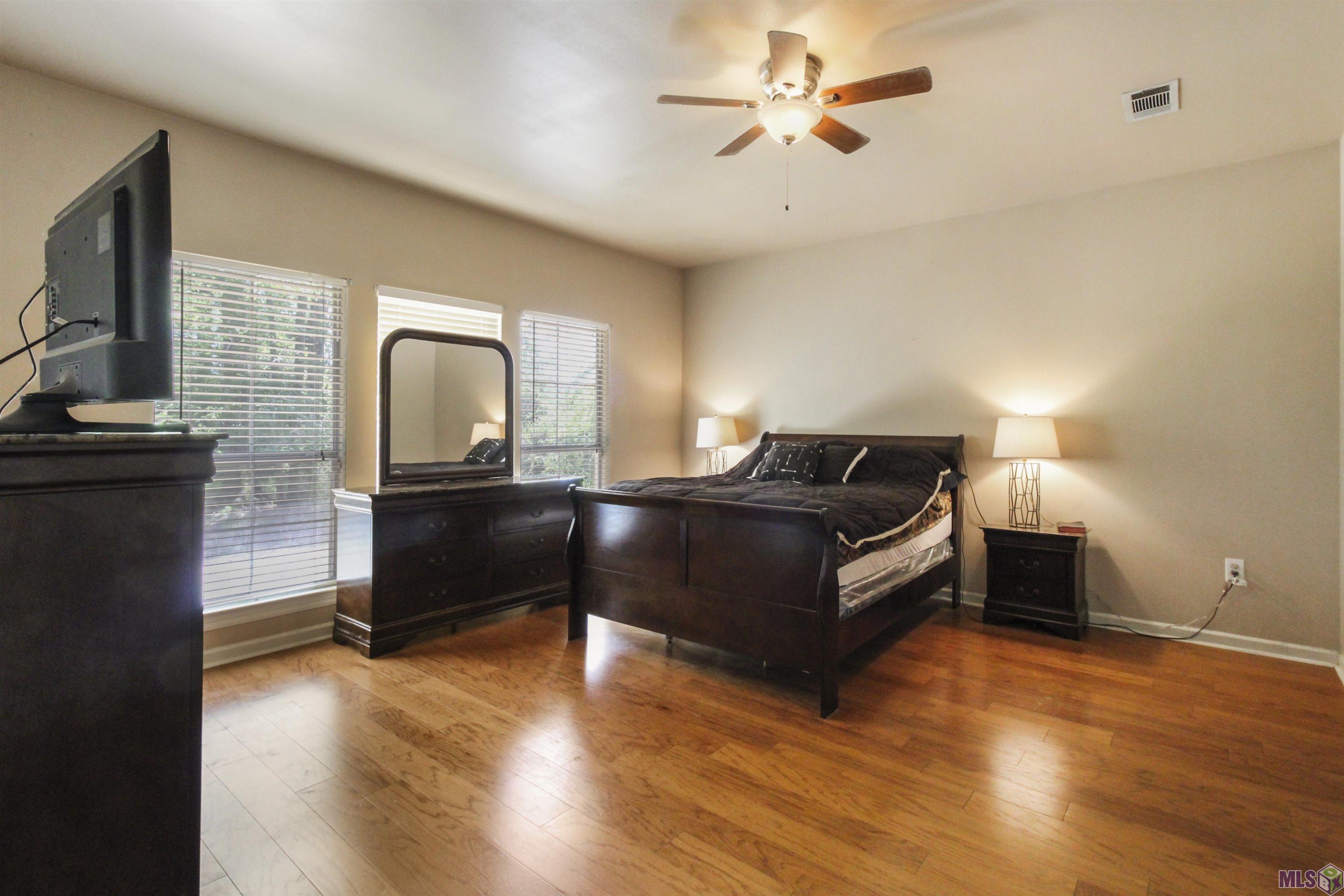 9464 Springfield Road Denham Springs, LA 70706 - Photo 16 of 26