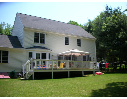 53 Hunter Road Uxbridge, MA 01569 - Photo 11 of 11 Gallery Image 11