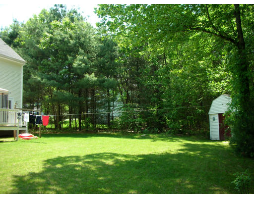 53 Hunter Road Uxbridge, MA 01569 - Photo 8 of 11 Gallery Image 8