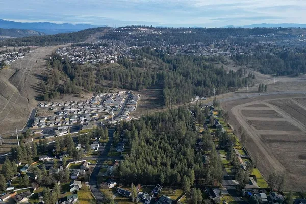 $995,000 | 10203 North Nine Mile Road, Nine Mile Falls, WA 99026